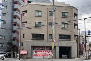 福岡県福岡市博多区吉塚で外壁塗装工事・屋上防水工事・シーリング工事を行いました。
