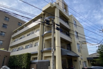 福岡県福岡市東区で大規模改修工事を行いました。
