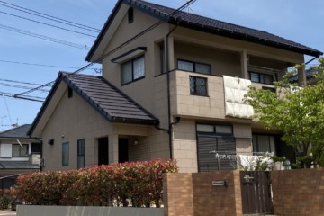 福岡県大野城市で屋根塗装工事・塀塗装工事を行いました。