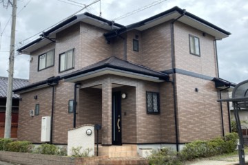 福岡県糟屋郡粕屋町で外壁塗装工事・屋根塗装工事を行いました。
