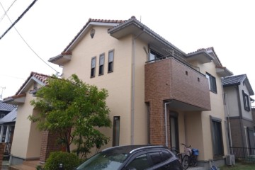 福岡県春日市で外壁塗装工事・シーリング工事を行いました。