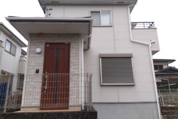 福岡県大野城市南ヶ丘で外壁塗装工事・屋根カバー工法を行っています。