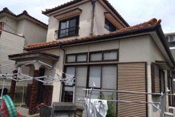 福岡県福岡市城南区で外壁塗装工事を行っています。