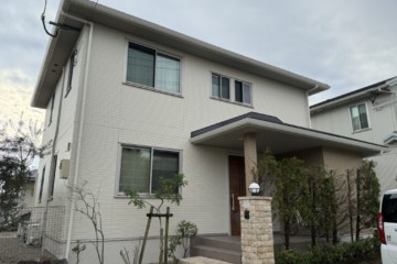 福岡県小郡市で外壁塗装工事・屋根塗装工事・バルコニー防水工事を行いました。