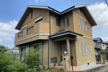 福岡県那珂川市片縄北で外壁塗装工事・屋根塗装工事を行っています。