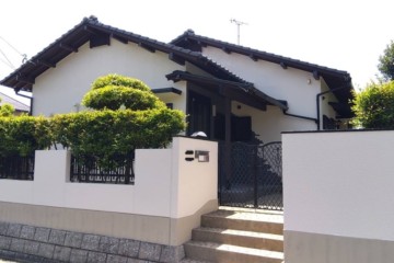 福岡県那珂川市王塚台で外壁塗装工事・屋根塗装工事・塀塗装を行いました。