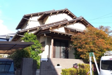 福岡県大野城市月の浦で外壁塗装工事・屋根漆喰工事・防水工事を行っています。