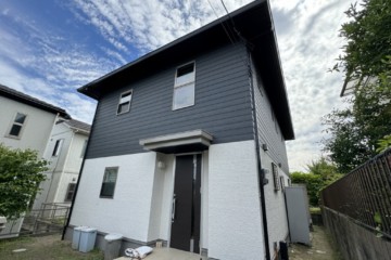 福岡県春日市で外壁塗装工事・屋根塗装工事・バルコニー防水工事を行いました。