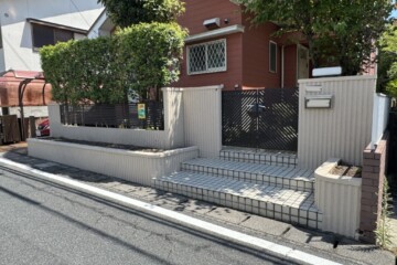 福岡県春日市で塀補修工事・塗装工事を行いました。