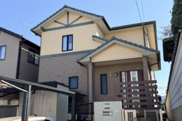 福岡県春日市で外壁塗装工事を行っています。