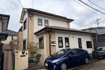 福岡県太宰府市で外壁塗装工事を行っています。