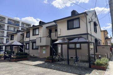 福岡県春日市でコーポ改修工事を行っています。