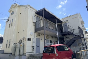 福岡県福岡市西区でコーポの鉄部塗装を行っています。