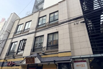 福岡県福岡市中央区でビル改修工事を行っています。